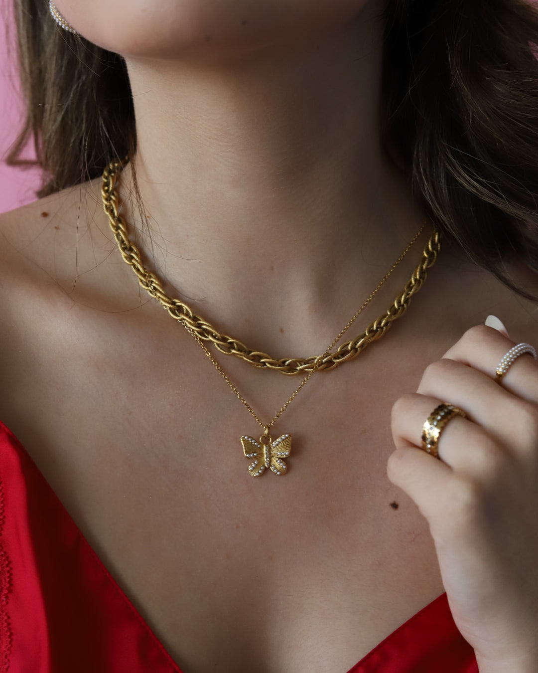 Mariposa Pearl Necklace